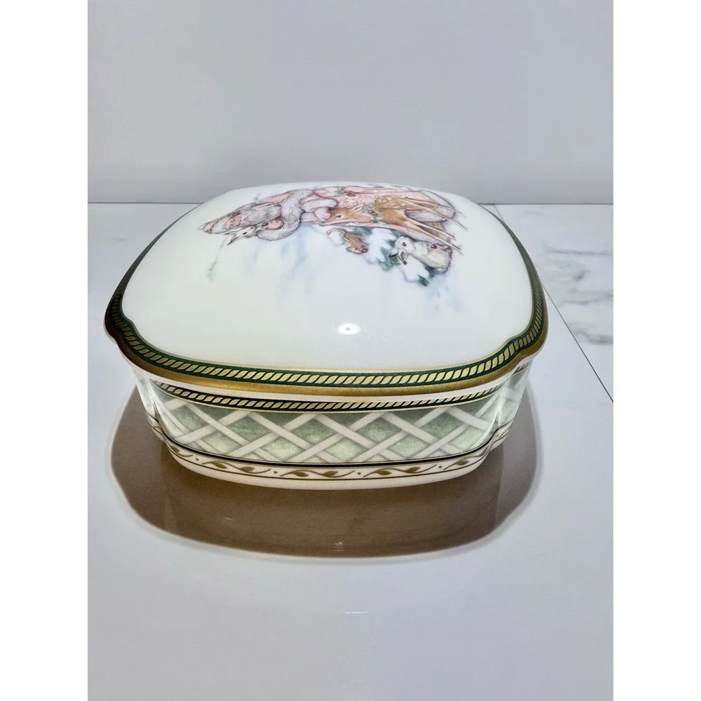 Fitz & Floyd Classic Choices Winter Holiday Lidded Trinket Box Candy Dish 5